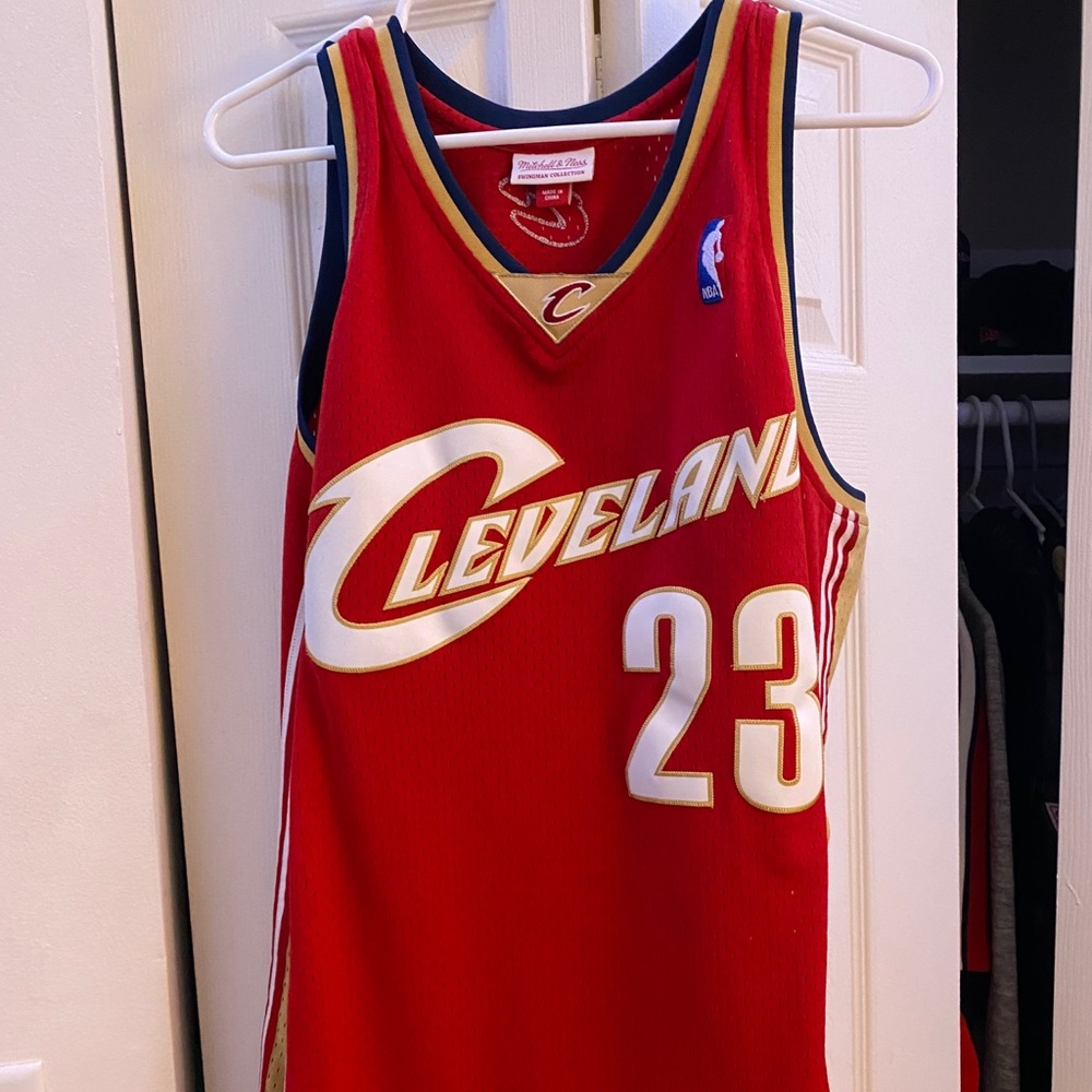 2003-2004 Lebron James Cleveland Jersey